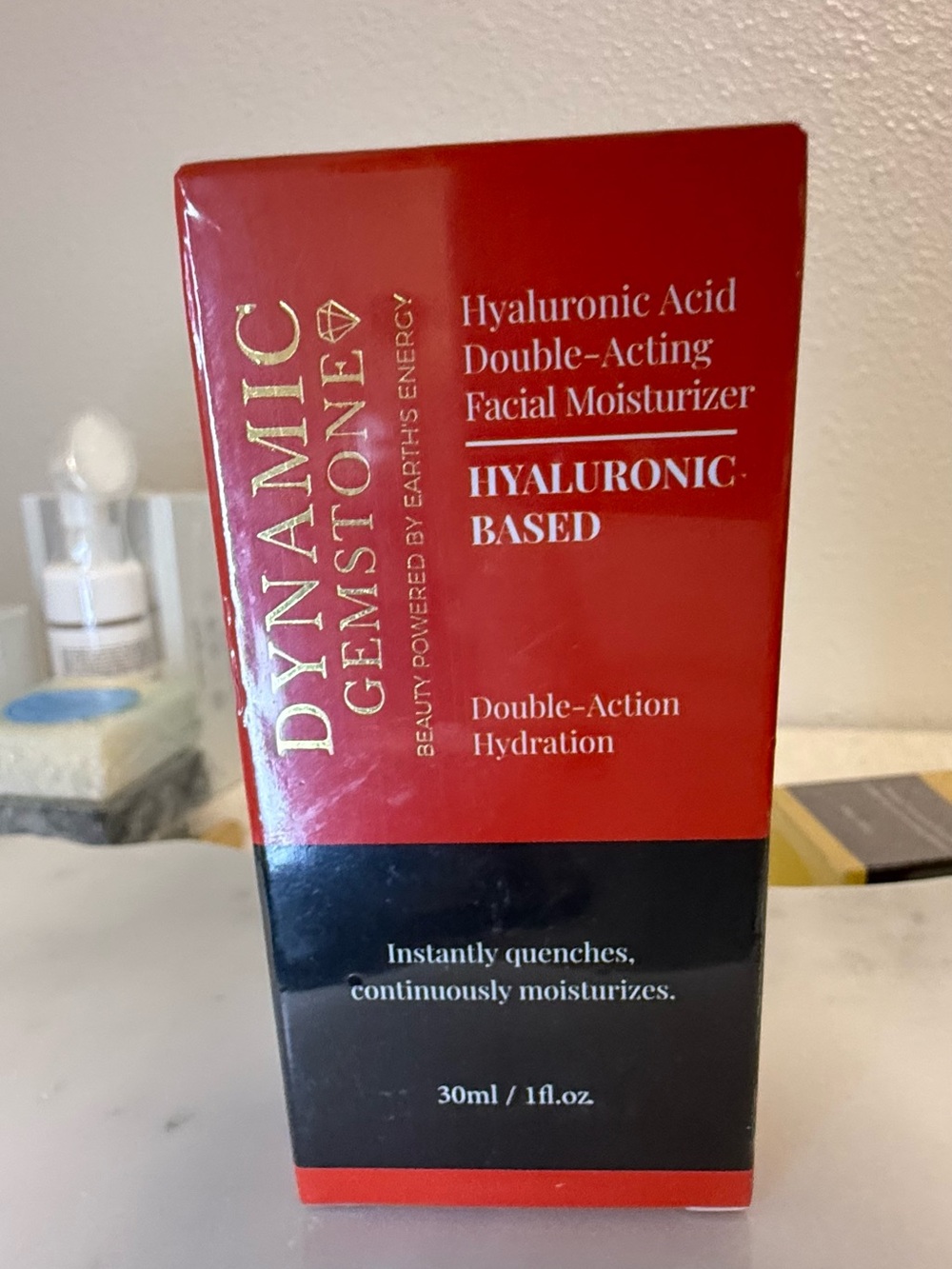 Hyaluronic Acid Double-Acting Facial Moisturizer - Red